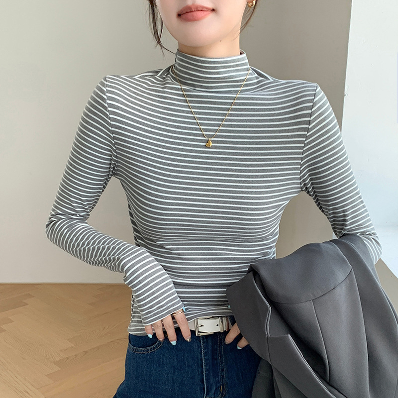 Classic Striped Women Mock Nec - Base Layer Top 评论和价格